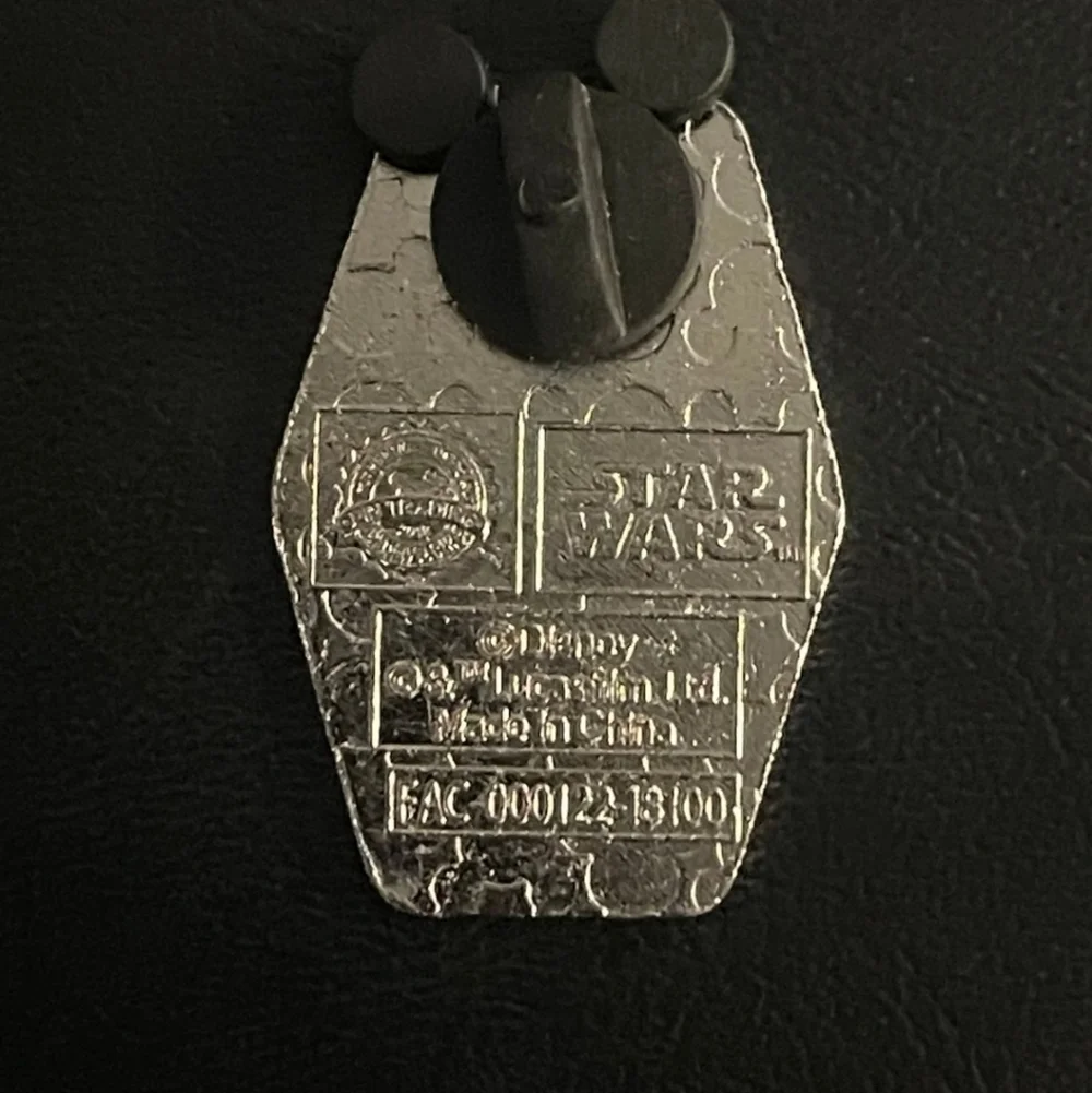 Star Wars Red and Gold Solo Pin